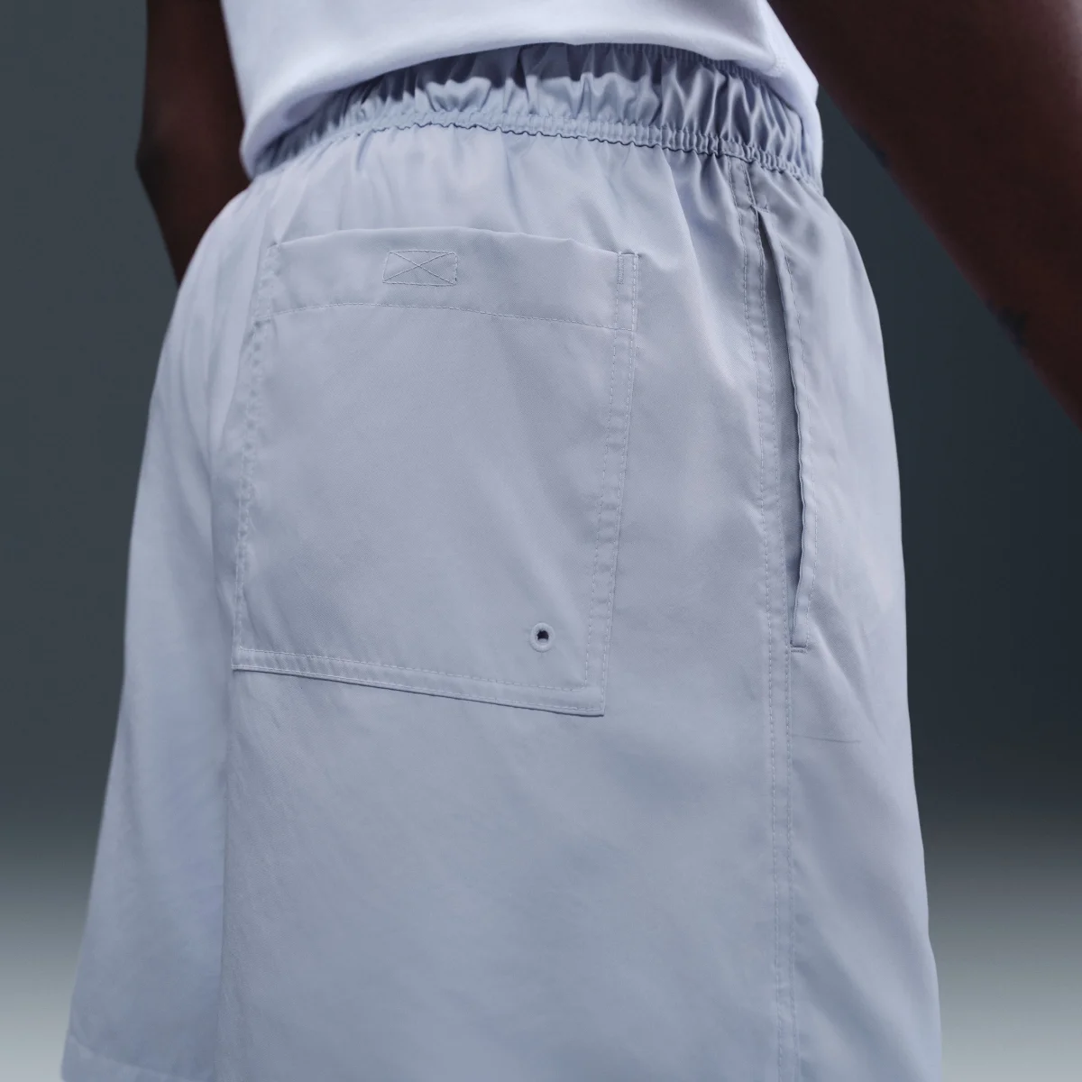 Nike Sports Wear Club Flow Shorts