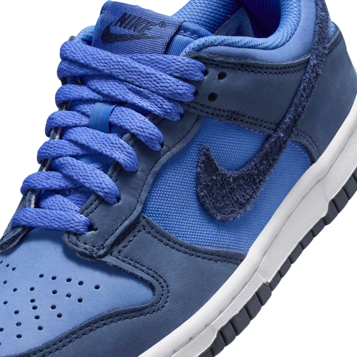 Nike Dunk Low SE