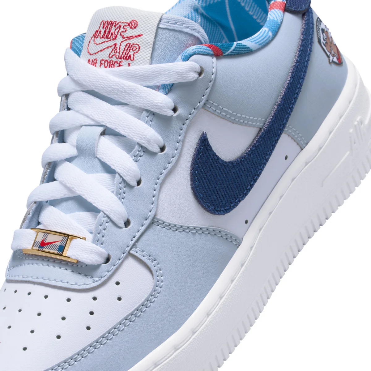 Nike Air Force 1 LV8