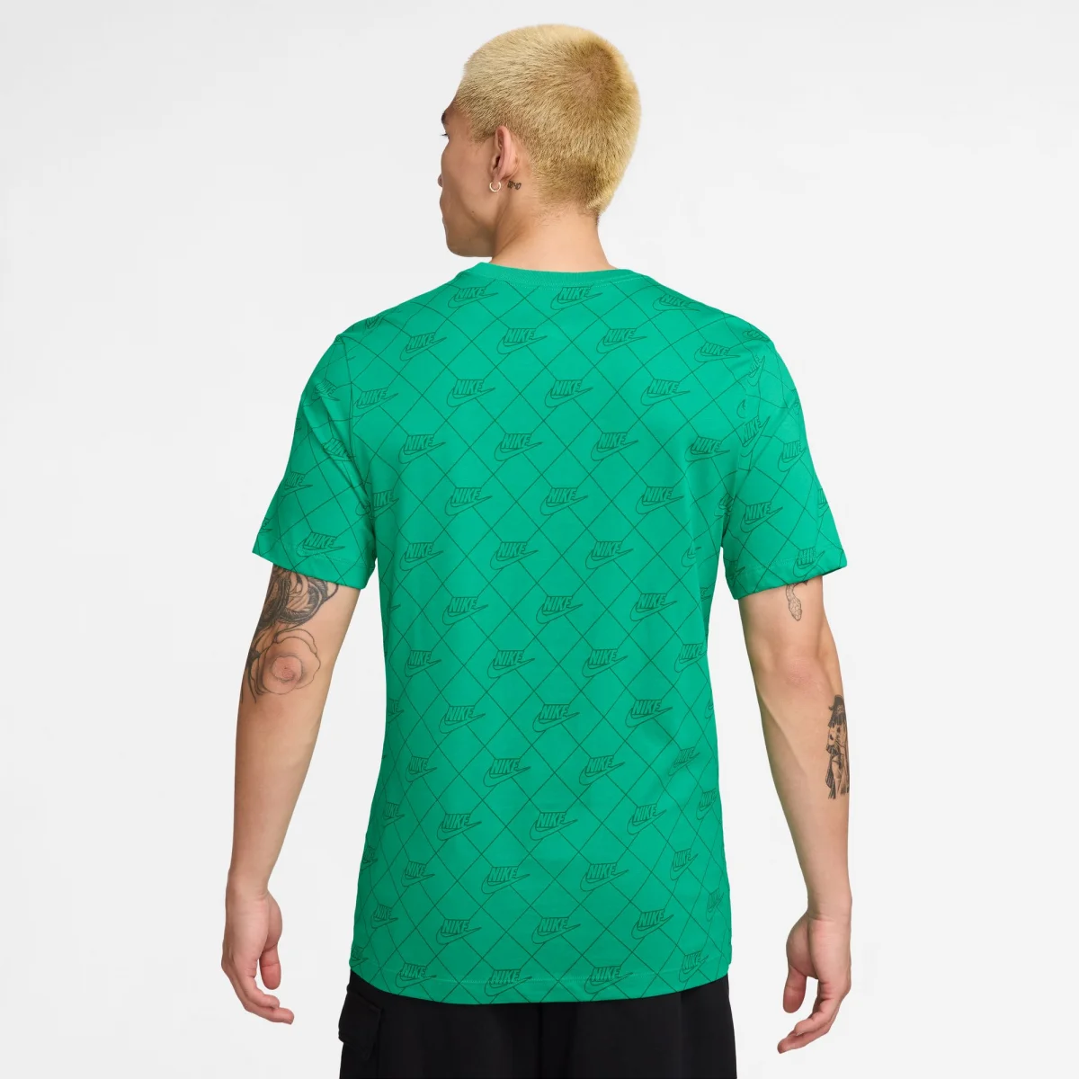 Nike Sports Wear T-shirt