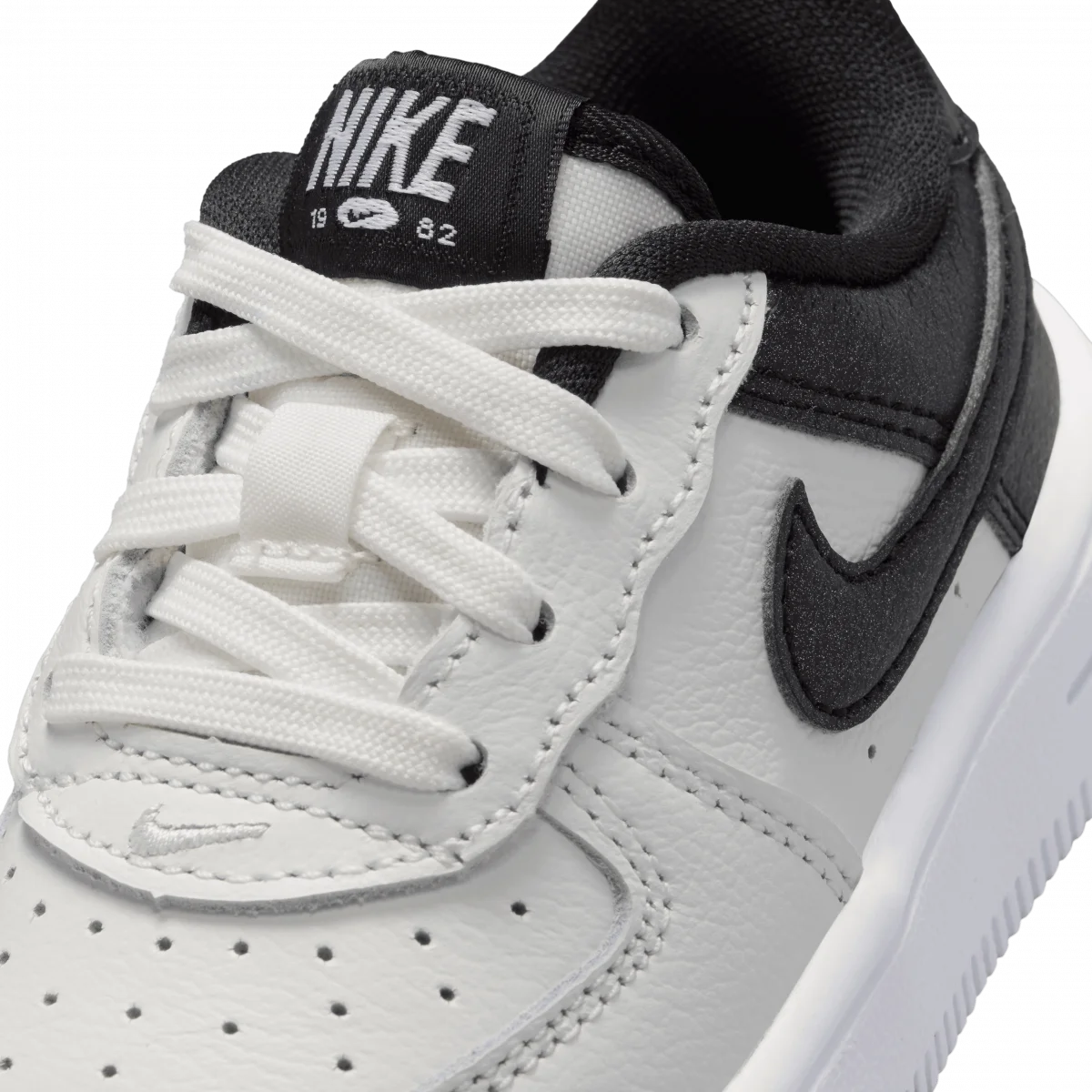 Nike Force 1 Low Lv8 5