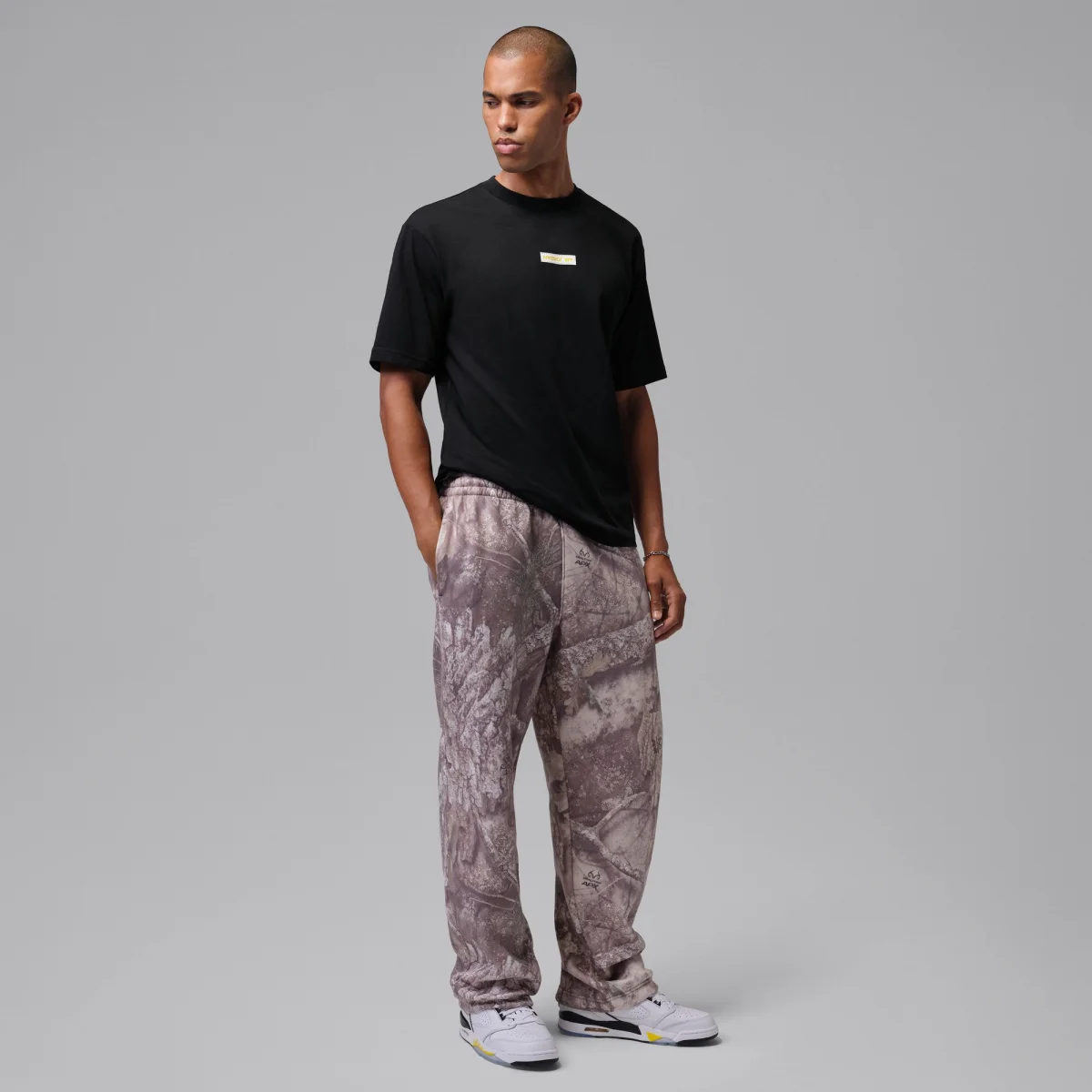 Jordan - Brooklyn S Tour 85 Short Sleeve Crew
