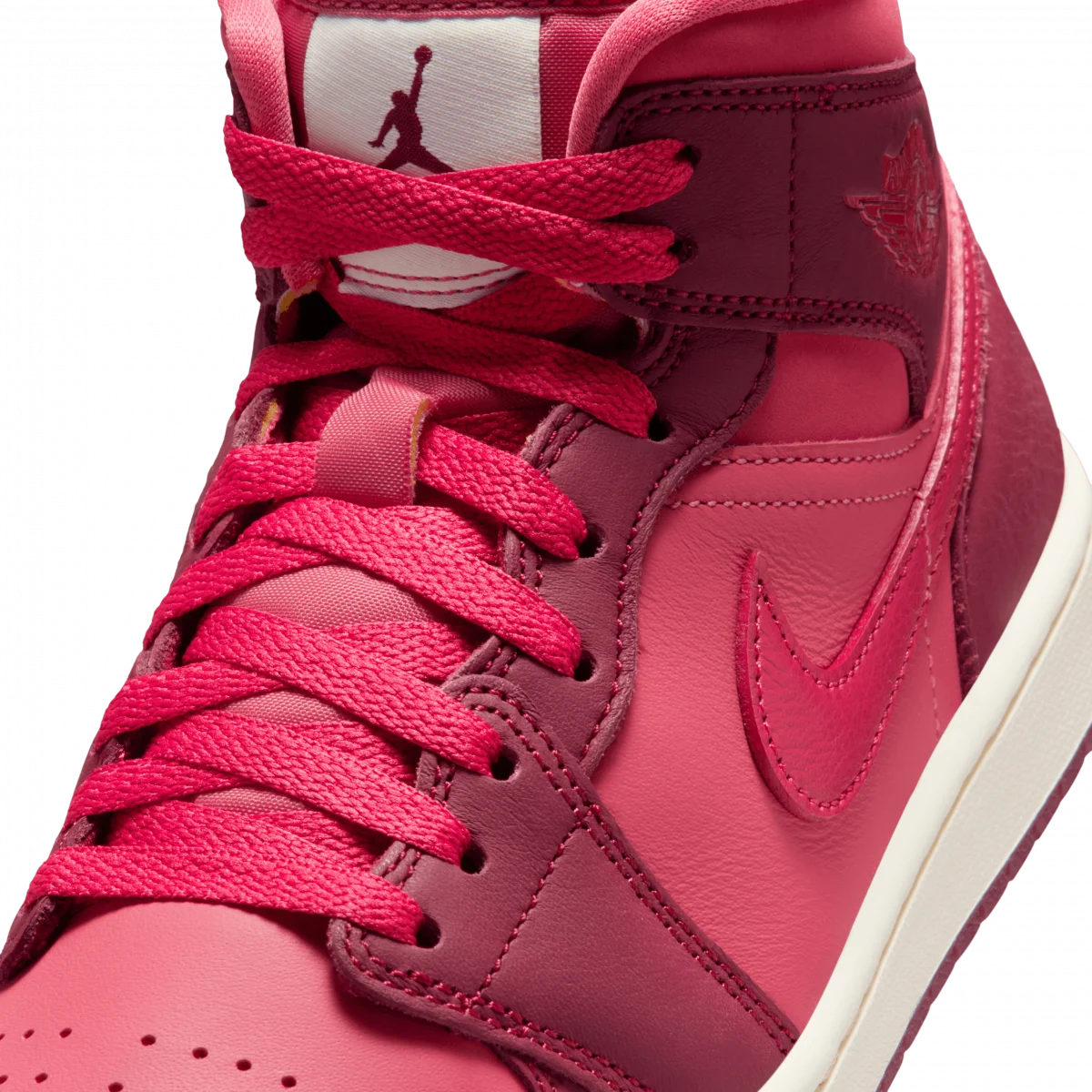 Air Jordan 1 Mid SE