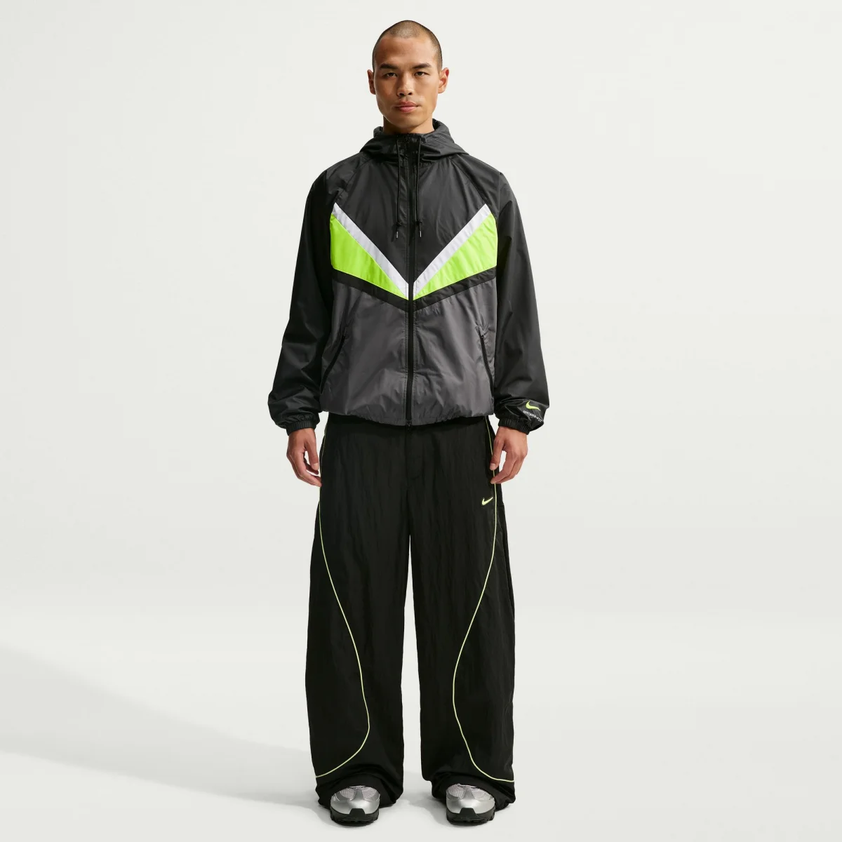 Nike - Nike Windrunner Lnd Jacket 26 Rmx