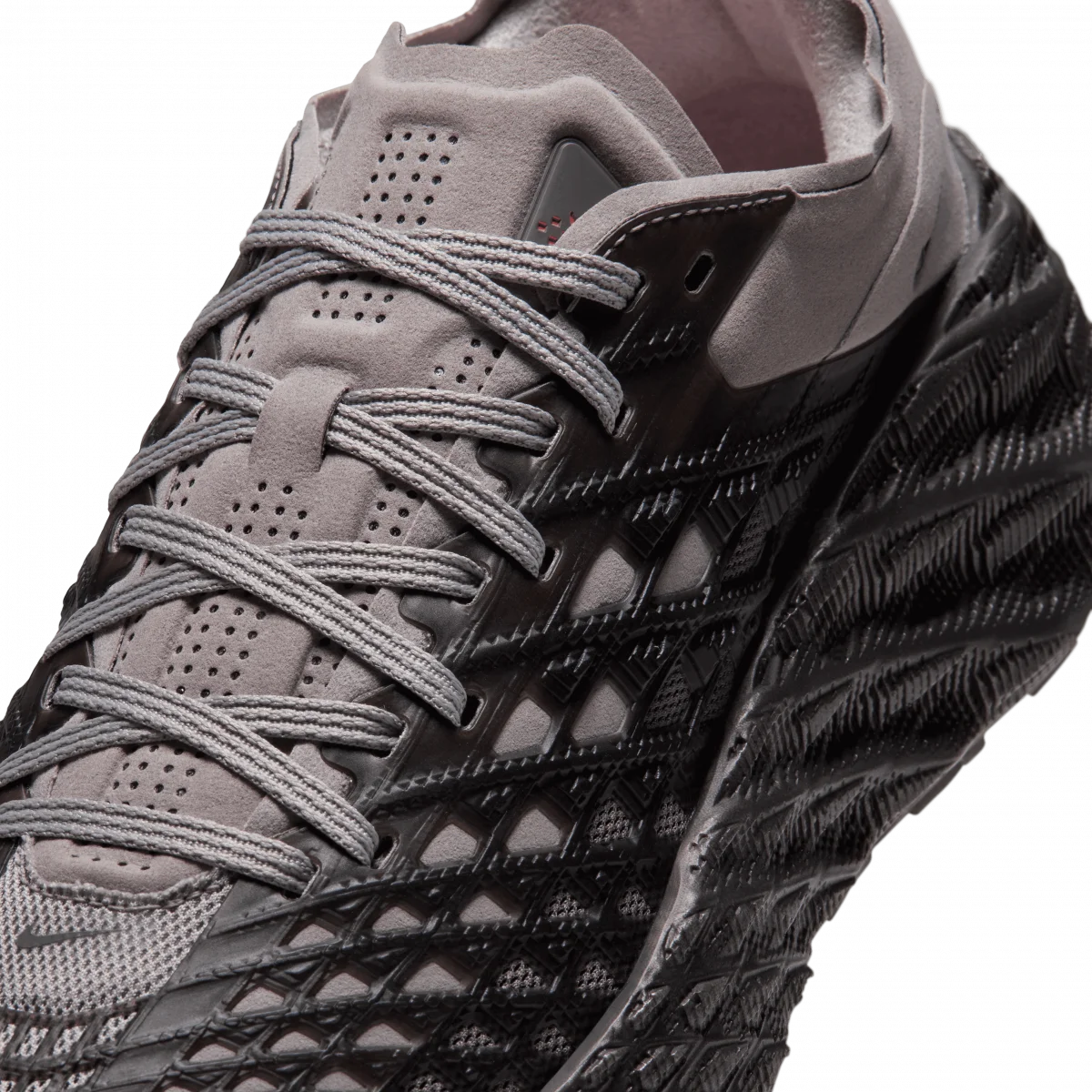 Nike - Nike Ava Edge